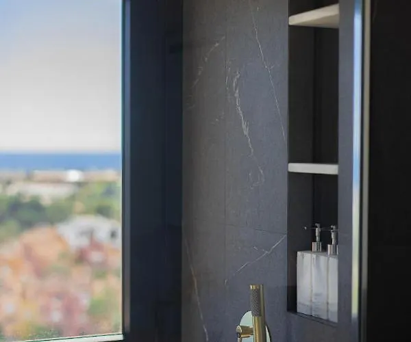 Amazing With Stunning Views