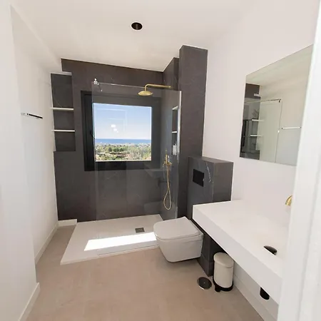 Amazing With Stunning Views Marbellac