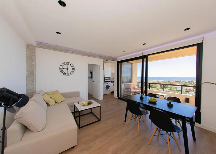 Amazing With Stunning Views